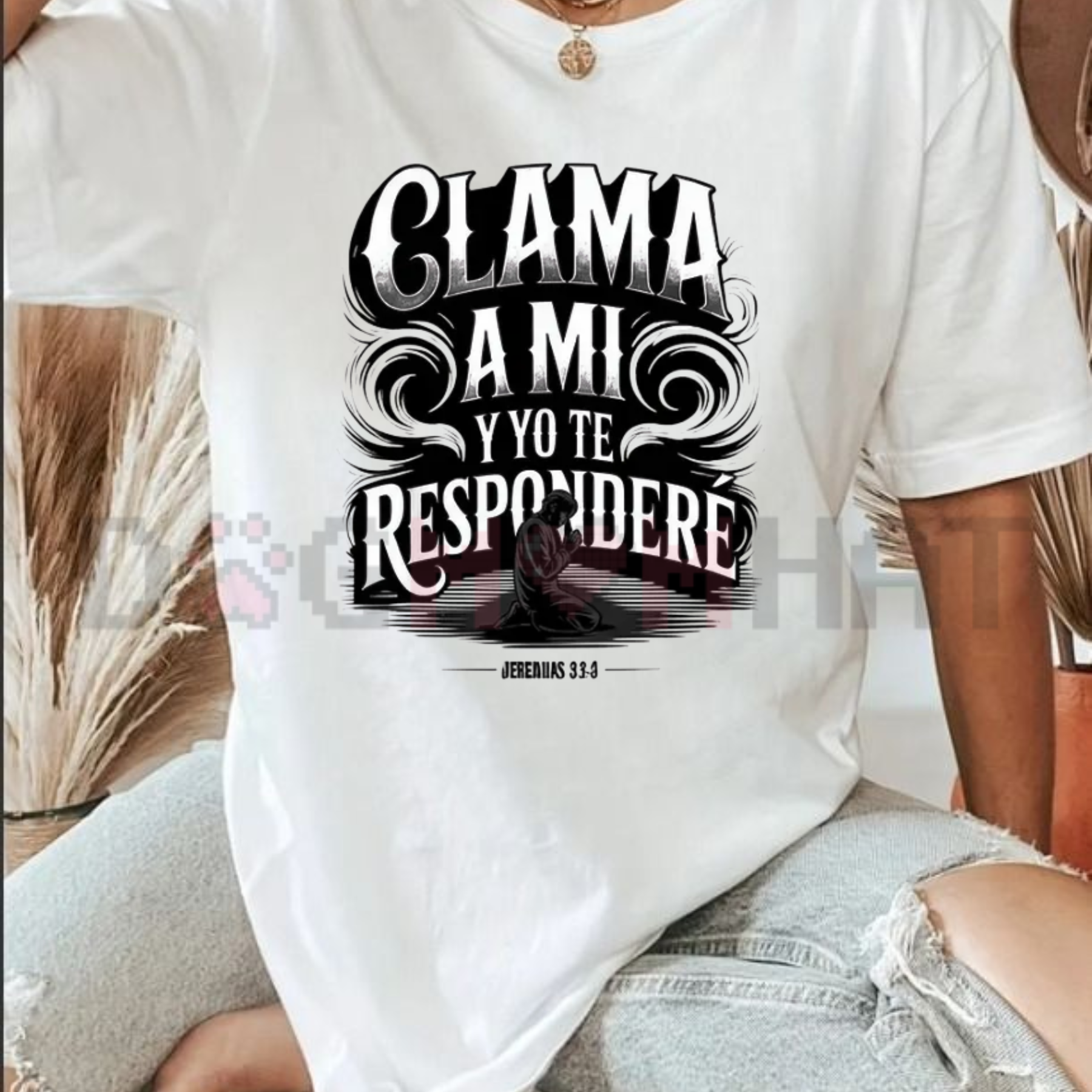 Jeremías 33:3 "Clama a Mí" Graphic Tee