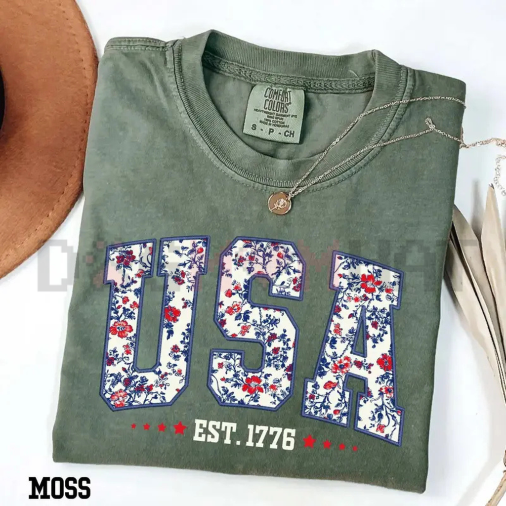 Floral USA Shirt – Retro Botanical America Tee