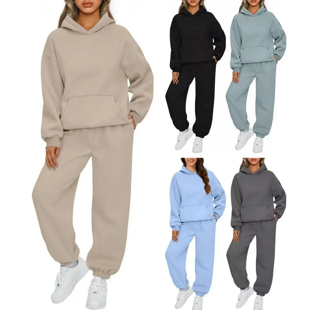 Women's 2 Piece Winter Hoodie and Sweatpants Set With Pokckets