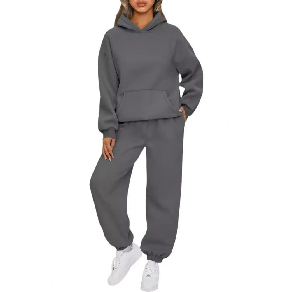 Women's 2 Piece Winter Hoodie and Sweatpants Set With Pokckets